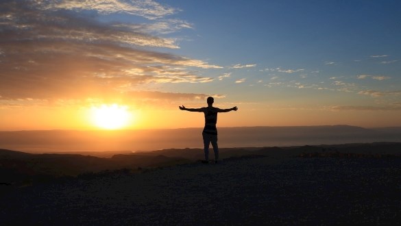 Holiday Trading Hours